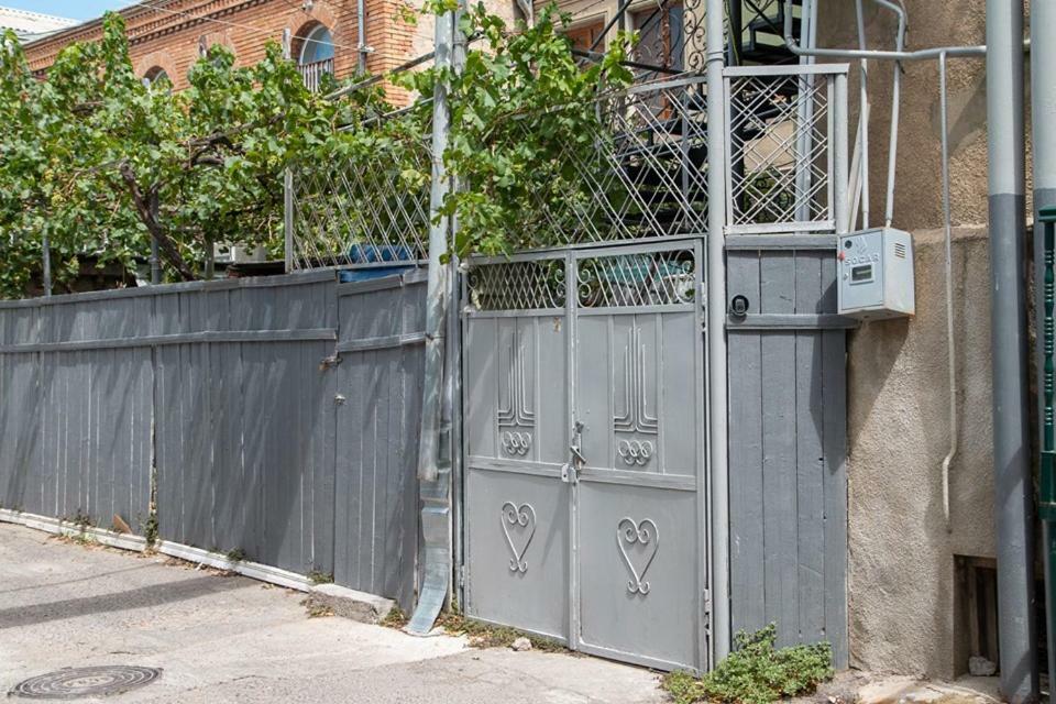 Tsera House Gori Exterior photo